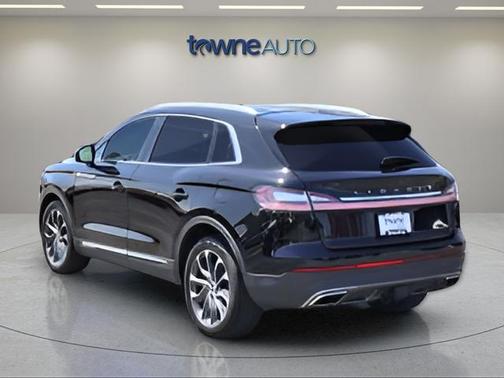 Black Metallic 2022 Lincoln Nautilus Reserve