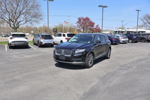 Black Metallic 2022 Lincoln Nautilus Reserve