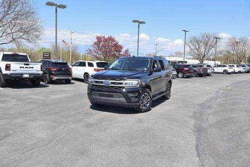 Black Metallic 2024 Ford Expedition XLT
