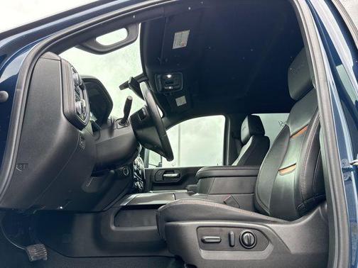 Pacific Blue Metallic 2022 GMC Sierra 2500 AT4