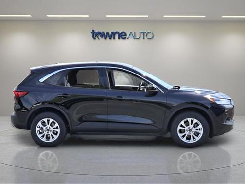 Black Metallic 2023 Ford Escape Active