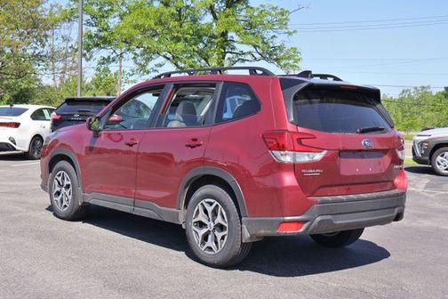 Crimson Red Pearl 2024 Subaru Forester Premium
