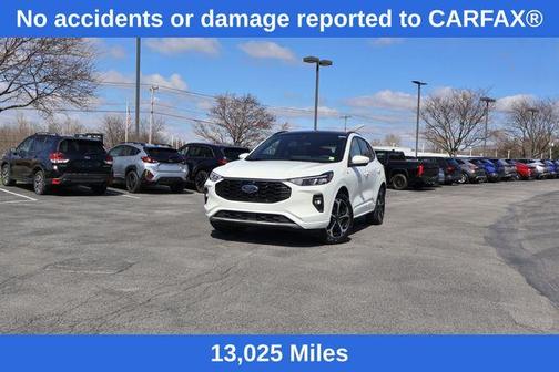 White Metallic 2023 Ford Escape ST-Line Select