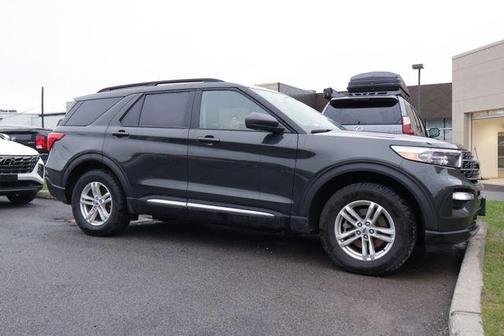 Forged Green Metallic 2022 Ford Explorer XLT