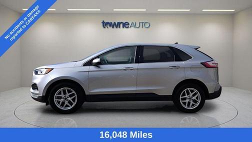Silver Metallic 2022 Ford Edge SEL