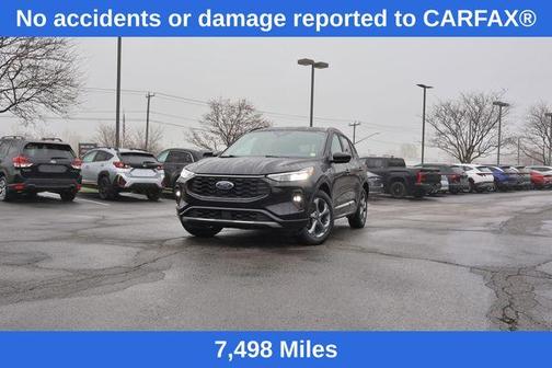 Black Metallic 2023 Ford Escape ST-Line Select