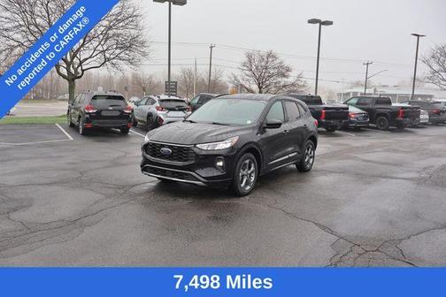 Black Metallic 2023 Ford Escape ST-Line Select