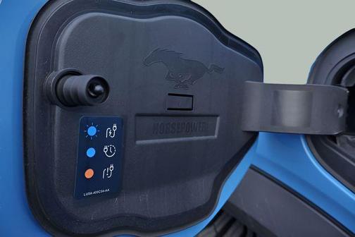 2022 Ford Mustang Mach-E Select