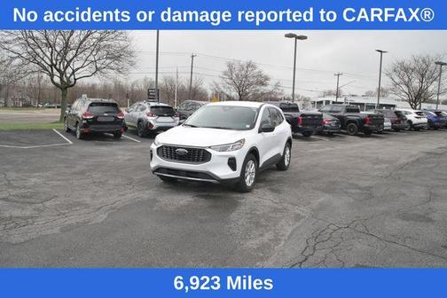 Oxford White 2023 Ford Escape Active