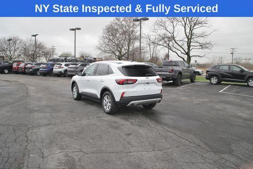 Oxford White 2023 Ford Escape Active