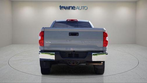 Cement Gray 2019 Toyota Tundra SR5