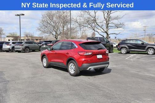 Red Metallic 2022 Ford Escape SE