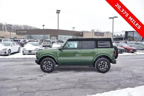 2023 Ford Bronco Outer Banks