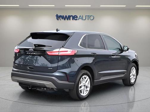 Blue Metallic 2023 Ford Edge SEL