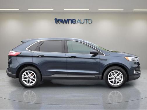 Blue Metallic 2023 Ford Edge SEL