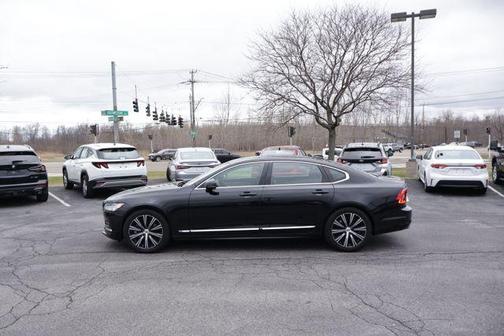 Onyx Black Metallic 2024 Volvo S90 B6 Plus