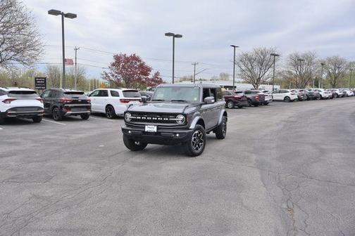 Gray Metallic 2024 Ford Bronco Outer Banks