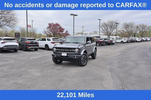 Gray Metallic 2024 Ford Bronco Outer Banks