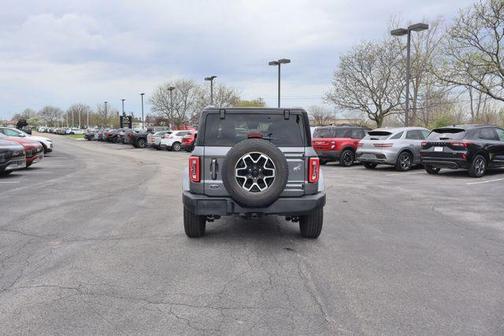 Gray Metallic 2024 Ford Bronco Outer Banks