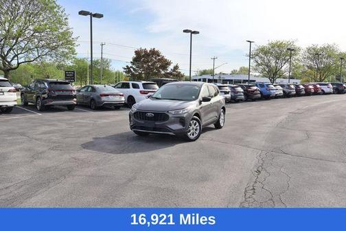 Gray Metallic 2023 Ford Escape Active