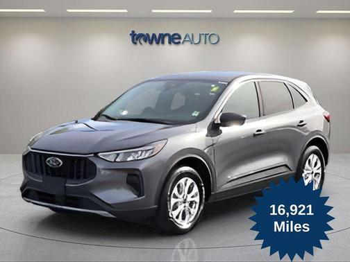 Gray Metallic 2023 Ford Escape Active