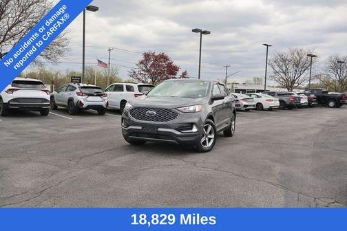 Gray Metallic 2023 Ford Edge SEL
