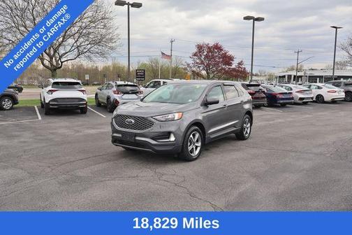 Gray Metallic 2023 Ford Edge SEL