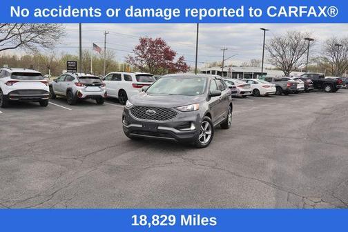 Gray Metallic 2023 Ford Edge SEL
