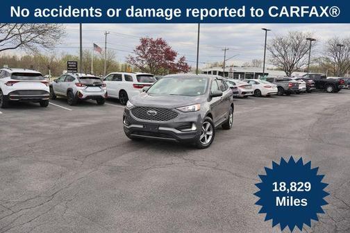 Gray Metallic 2023 Ford Edge SEL
