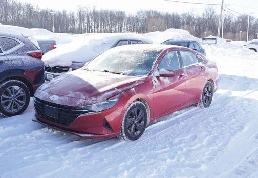 2021 Hyundai ELANTRA SEL