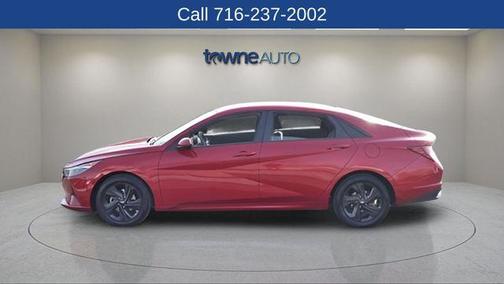 2021 Hyundai ELANTRA SEL