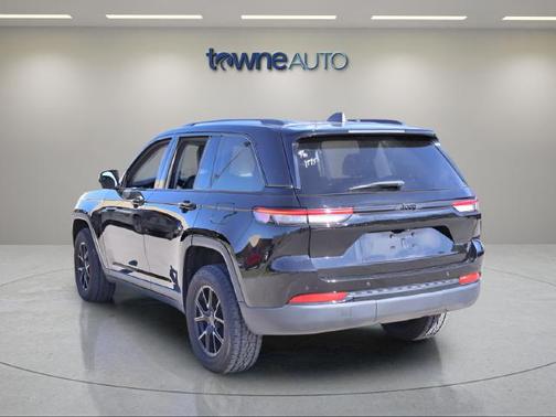 Diamond Black 2022 Jeep Grand Cherokee Limited