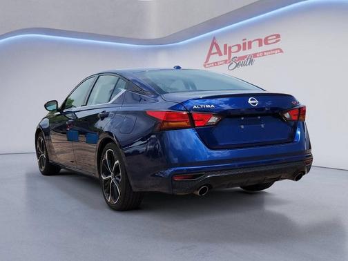 Deep Blue Pearl 2024 Nissan Altima 2.5 SR