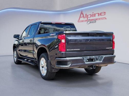 Dark Ash Metallic 2023 Chevrolet Silverado 1500 Custom