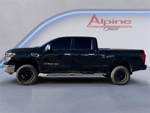 2017 Nissan Titan XD S