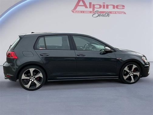 2017 Volkswagen Golf GTI S 4-Door