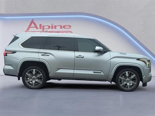 2023 Toyota Sequoia SR5