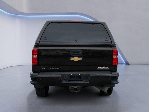 Havana Metallic 2018 Chevrolet Silverado 2500 High Country