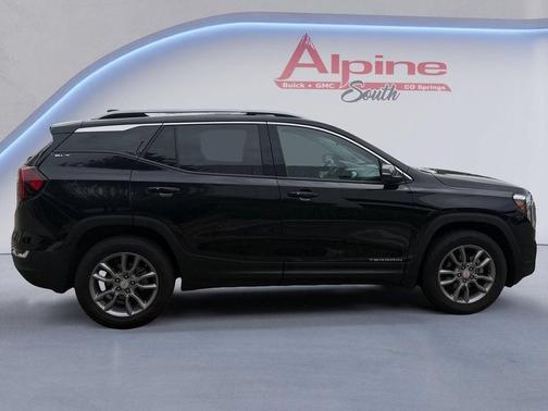 Ebony Twilight Metallic 2022 GMC Terrain SLT