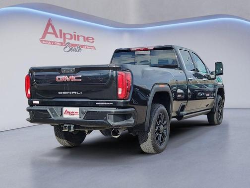 2023 GMC Sierra 2500 Denali