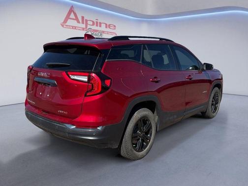 2024 GMC Terrain AT4