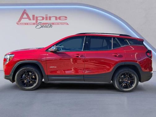 2024 GMC Terrain AT4