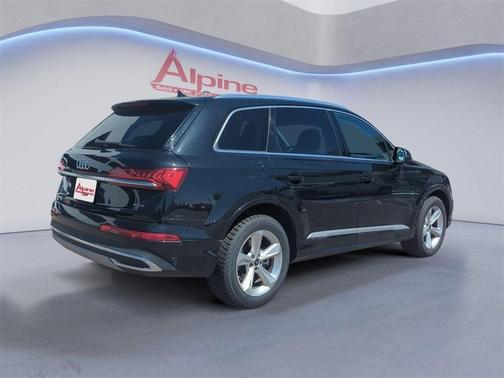 2024 Audi Q7 45 Premium Plus