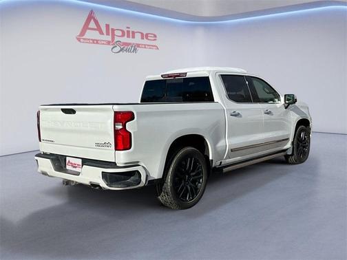 2022 Chevrolet Silverado 1500 High Country