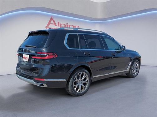 2023 BMW X7 xDrive40i