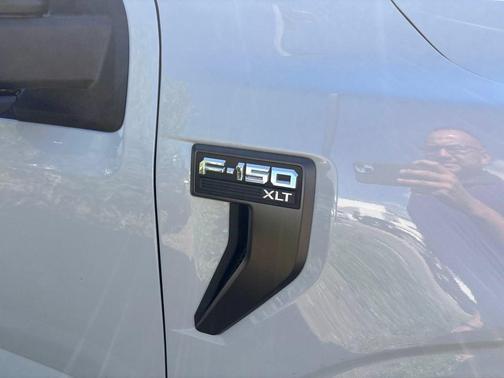 White 2022 Ford F-150 XL
