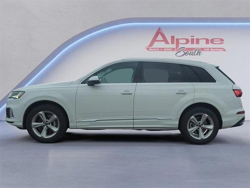2024 Audi Q7 45 Premium Plus