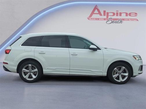 2024 Audi Q7 45 Premium Plus