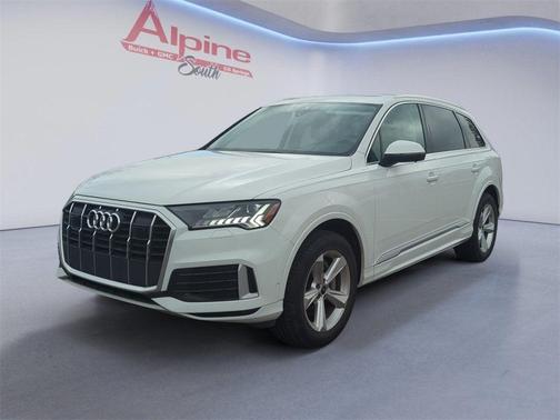 2024 Audi Q7 45 Premium Plus