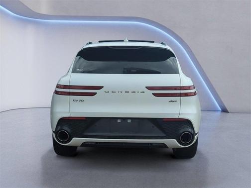 2022 Genesis GV70 2.5T